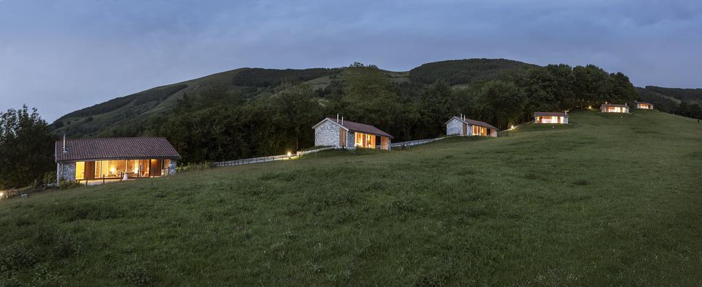 Cabanas Deluxe Basajaun Basoa By Irrisarri Land Igantzi Extérieur photo